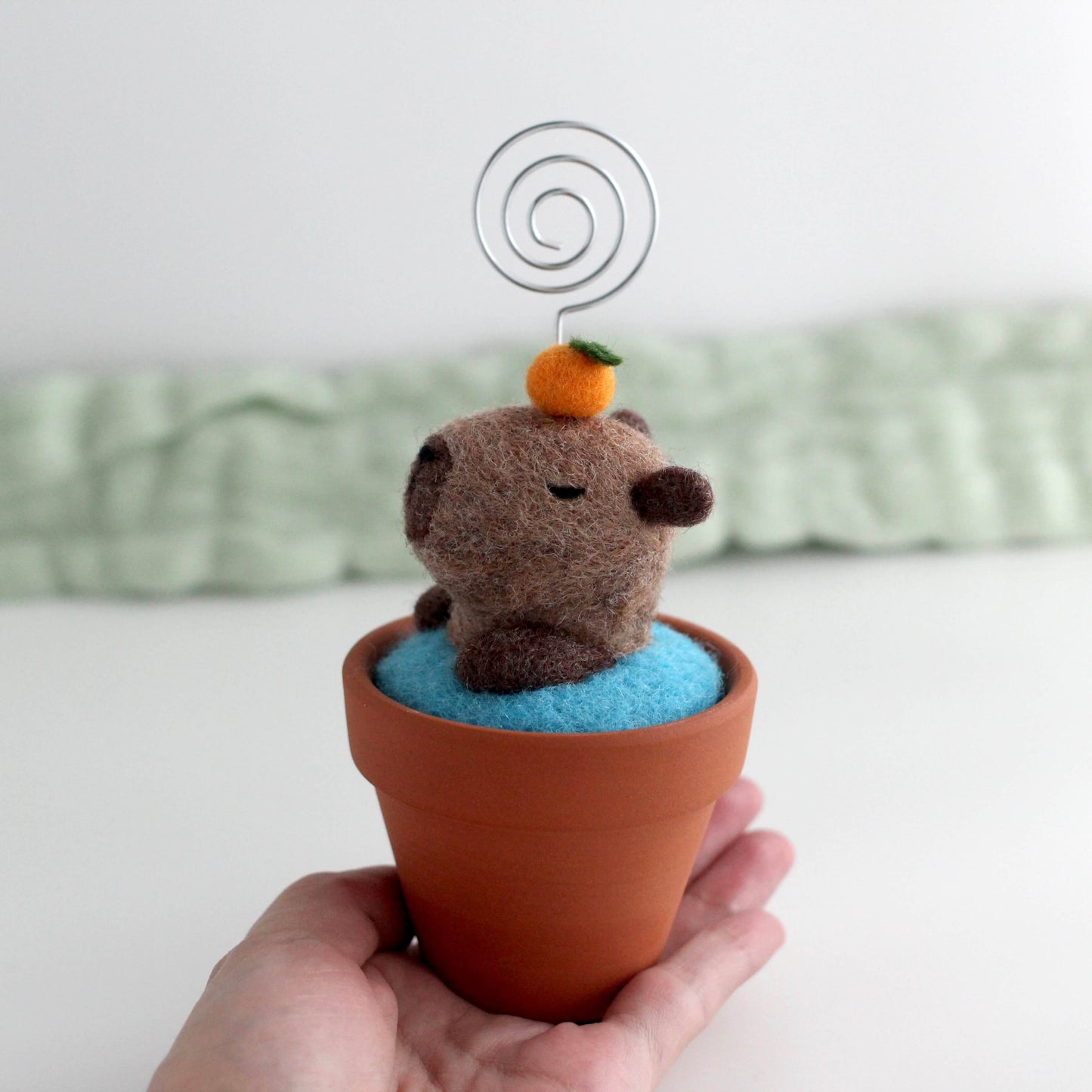 Capybara In a Bath Note Holder