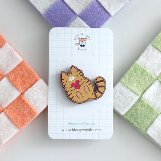 Orange Tabby Cat Magnetic Needle Minder