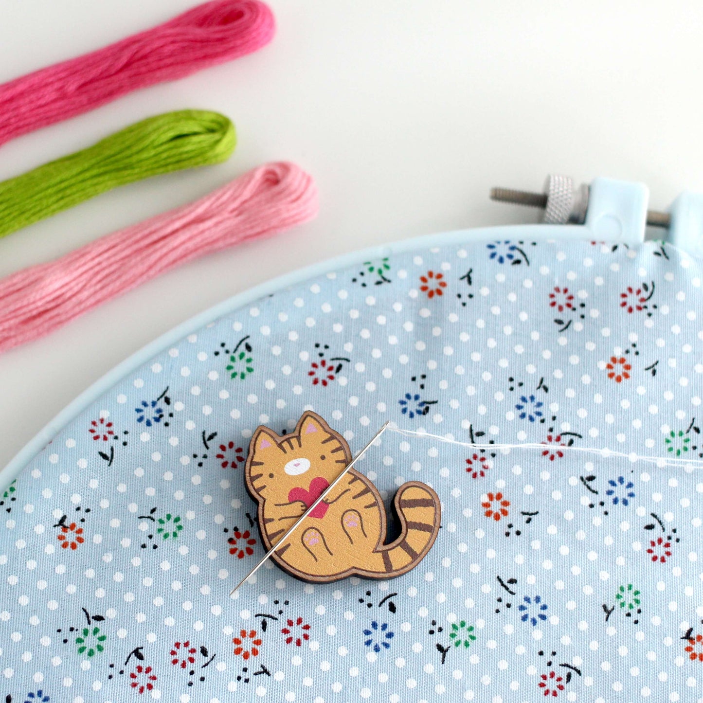 Orange Tabby Cat Magnetic Needle Minder
