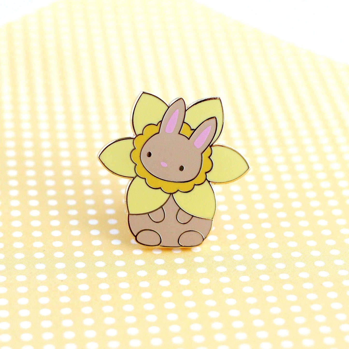 Daffodil Bunny Rabbit Enamel Pin - Bunny Lover Gift - Flower Jacket Pin