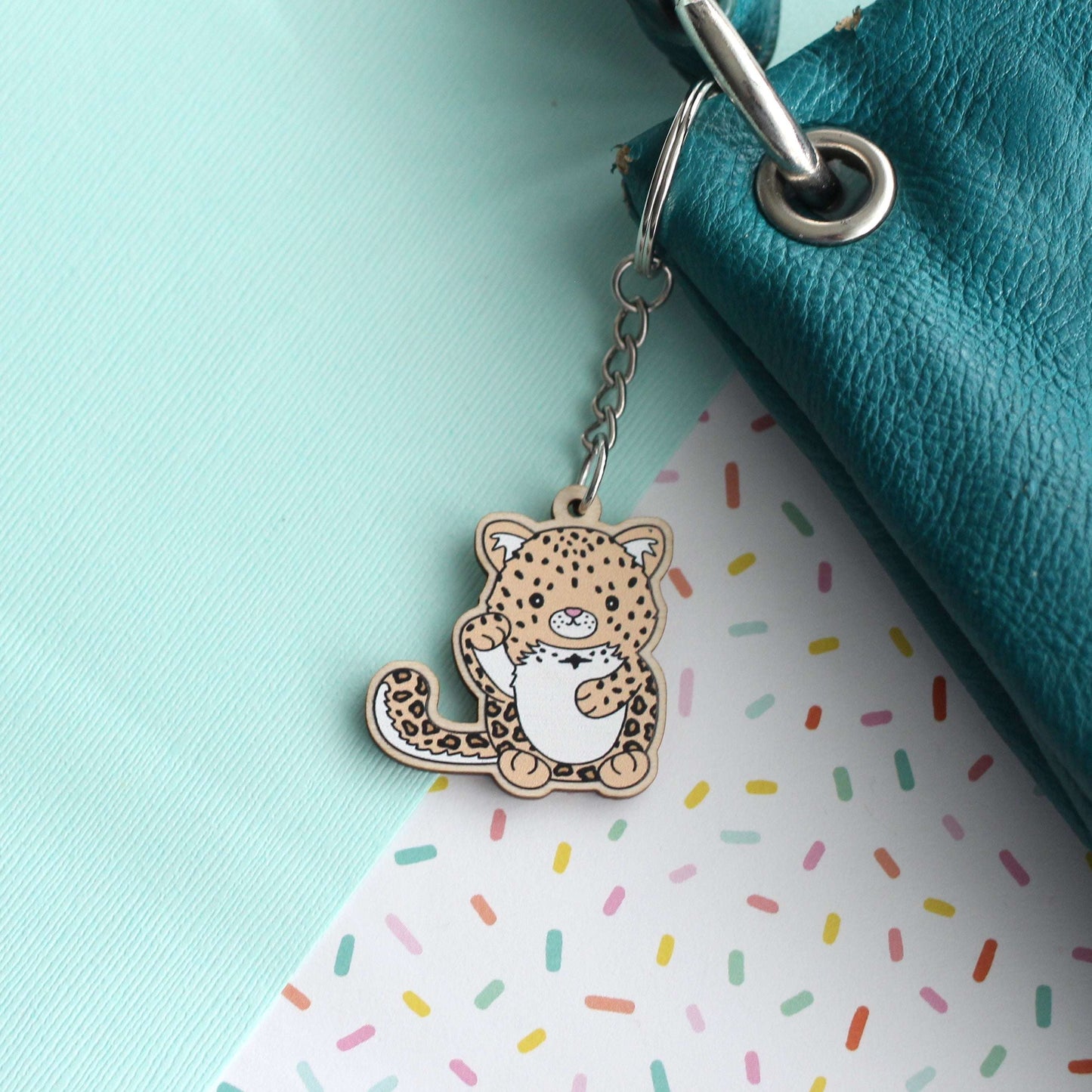 Lucky Amur Leopard Wooden Keychain - Sustainable Gift - Panther Key Charm