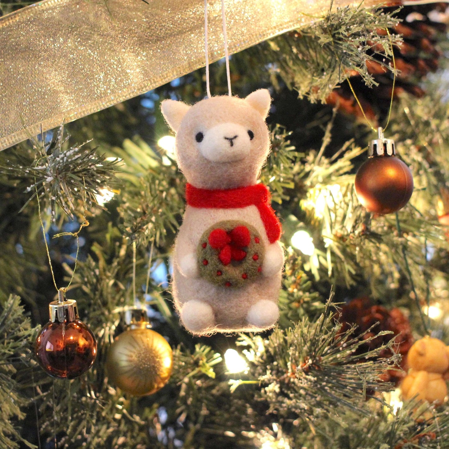Needle Felted Alpaca holding Wreath