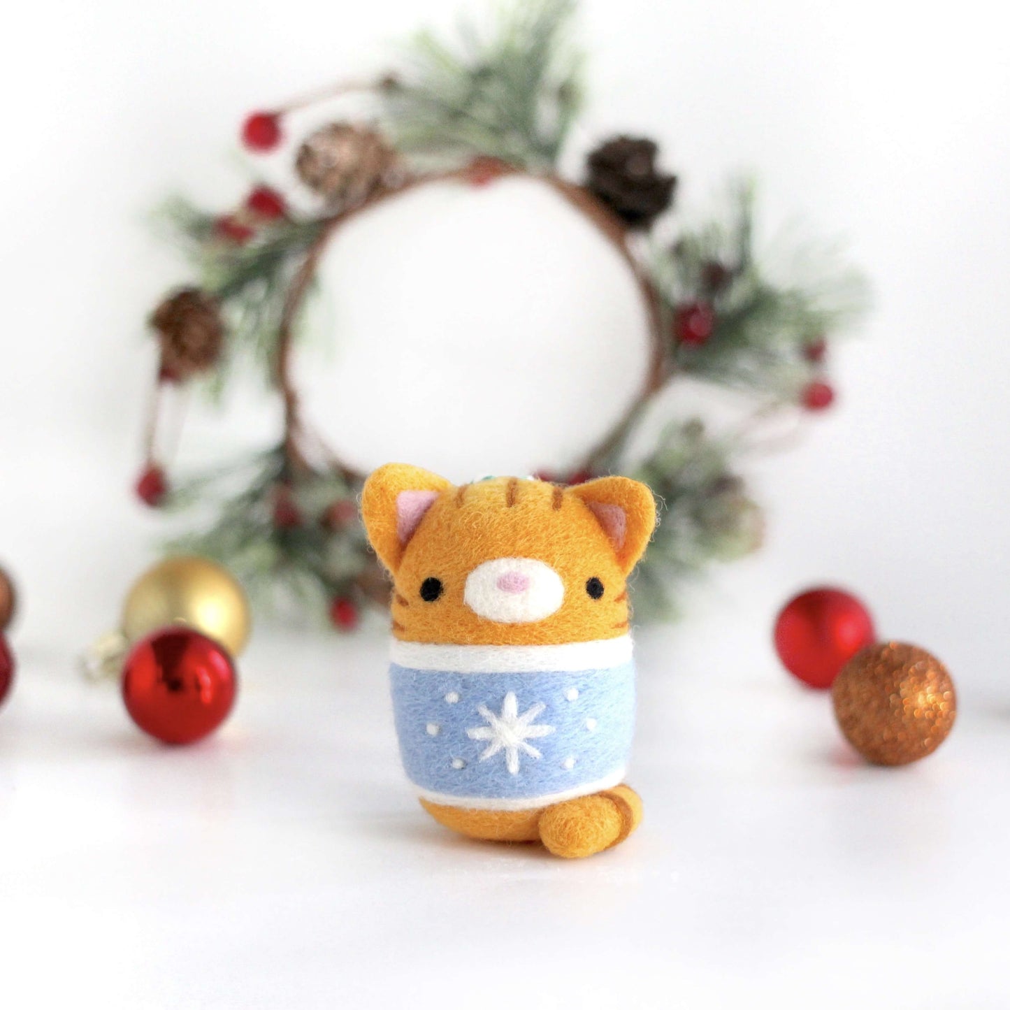 Needle Felting Kit: Christmas Sweater Cat Ornament (Ginger Tabby) - DIY Felting Kit