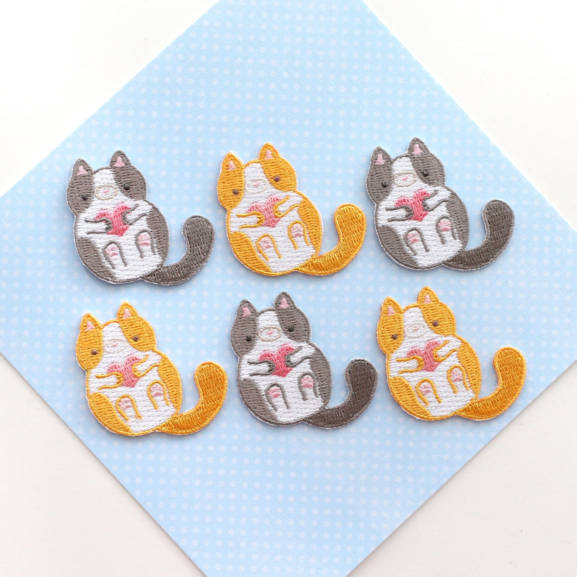 BOHAQA 20Pcs Cute Cat Patches Iron On - Bulk Kitten Kawaii Patches for  Backpacks - Iron On/Sew On