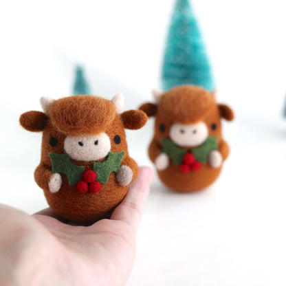 Needle Felted Highland Cow w/ Holly