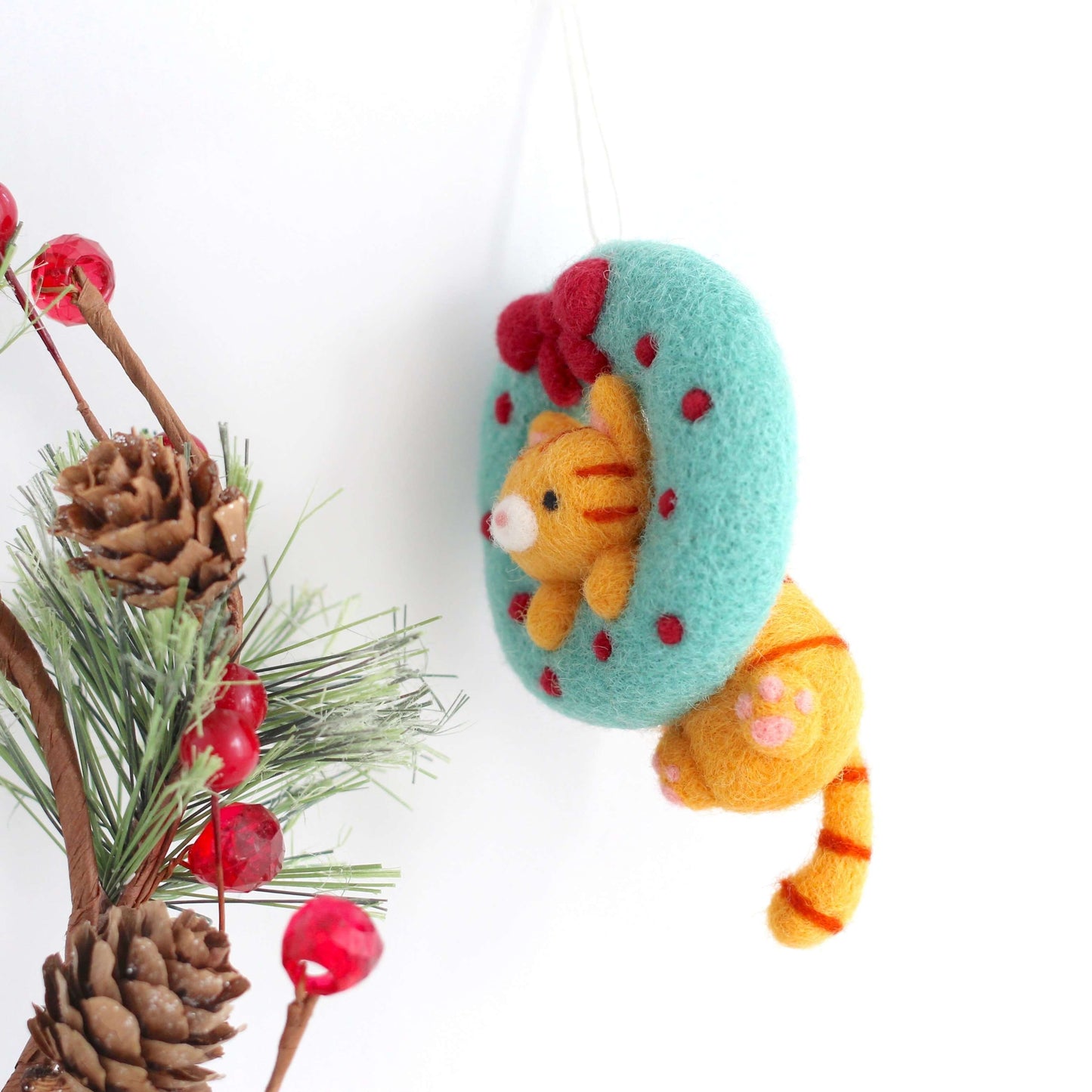 Needle Felted Cat in Christmas Wreath