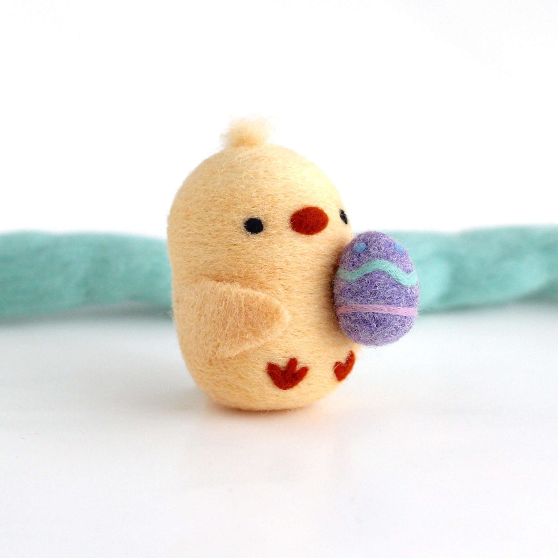 Needle Felted Chick Holding an Easter Egg by Wild Whimsy Woolies