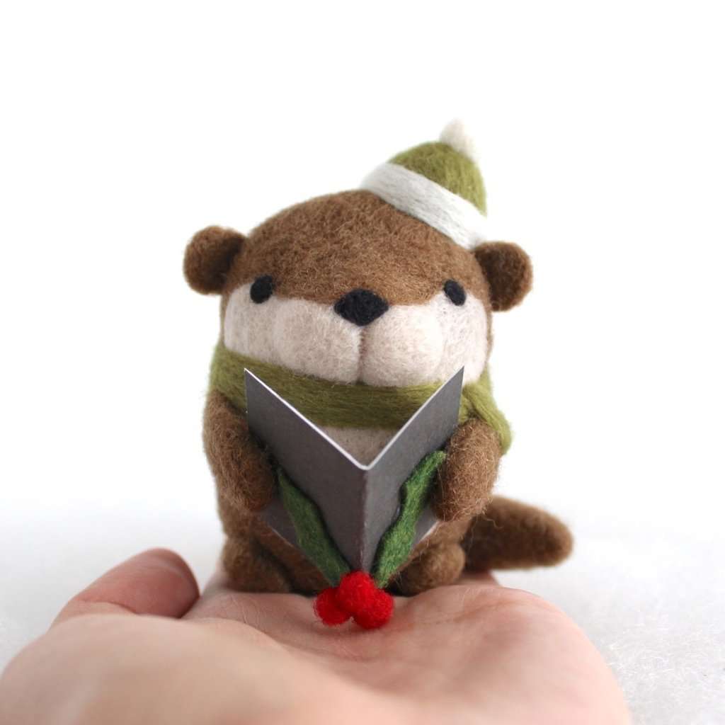 Needle Felted Otter Christmas Caroler (w/ Green Hat)